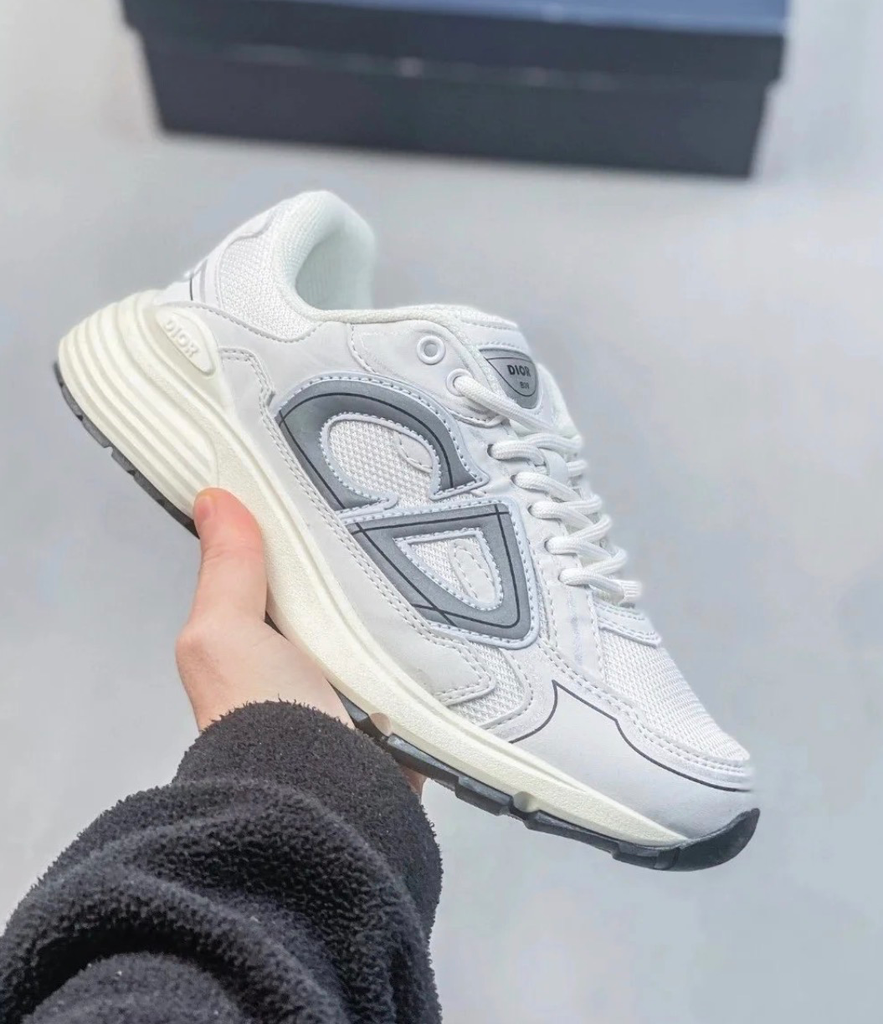 🔥 Dior B30 (HIGH QUALITY) 🔥